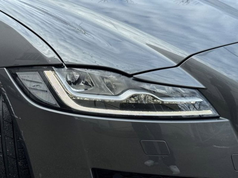 Jaguar XF Sportbrake usata a Bologna (7)