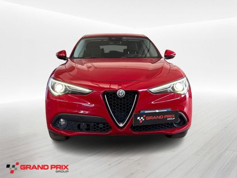 Alfa Romeo Stelvio usata a Bologna (3)