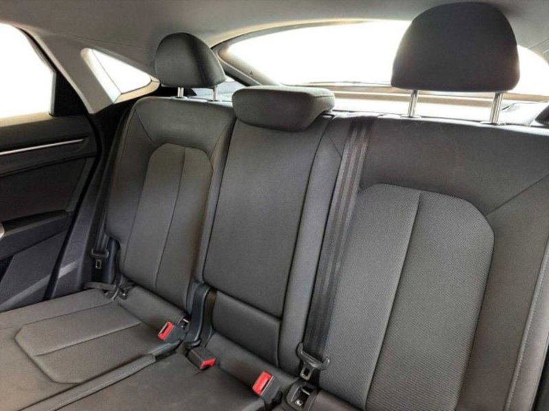 Audi Q3 Sportback usata a Bologna (13)