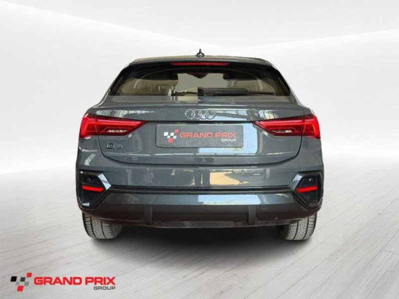 Audi Q3 Sportback usata a Bologna (5)