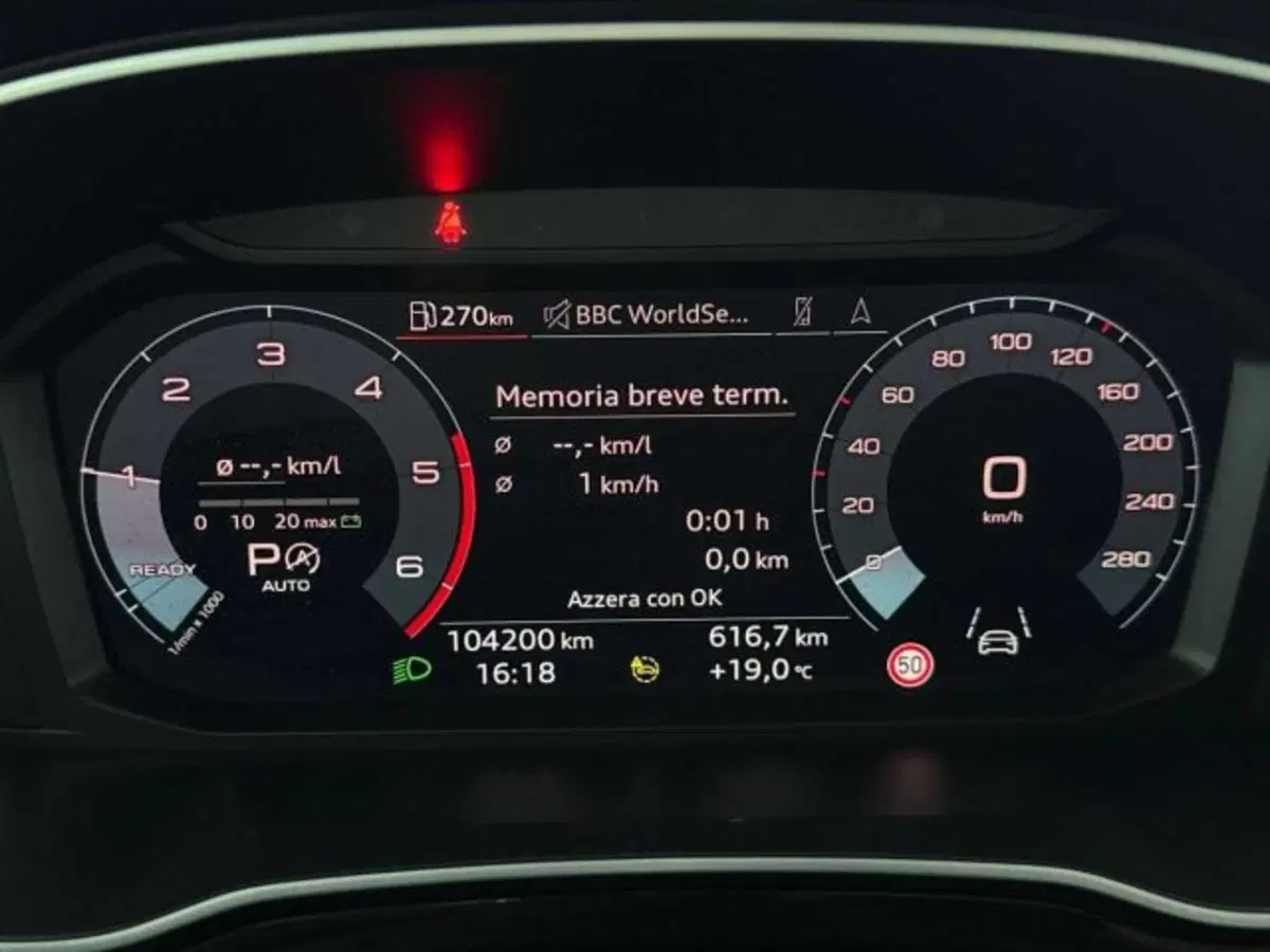 Audi Q3 Sportback usata a Bologna (11)