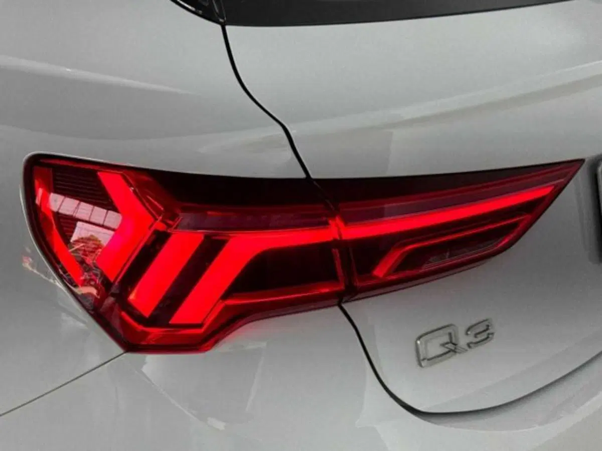 Audi Q3 Sportback usata a Bologna (8)