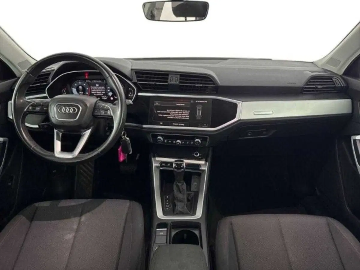 Audi Q3 Sportback usata a Bologna (9)