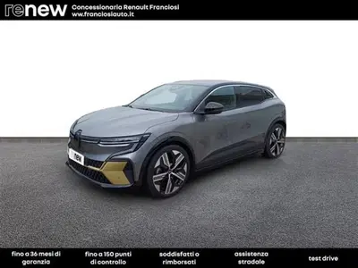 Renault Megane E-Tech Electric Iconic EV60 220cv AC22 del 2023 usata a Mirandola