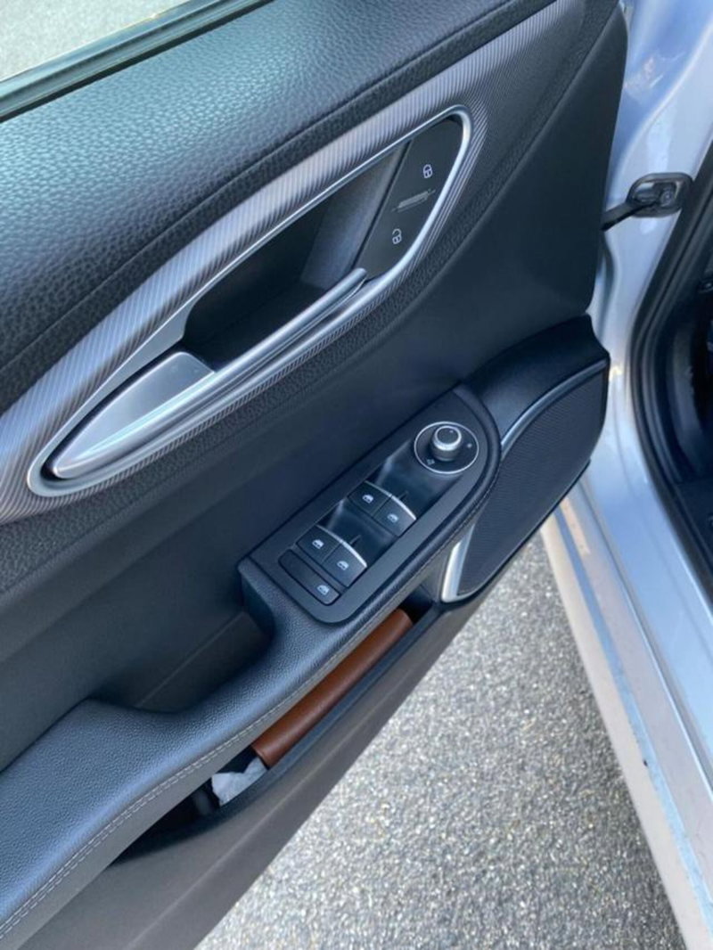 Alfa Romeo Giulia usata a Brescia (10)