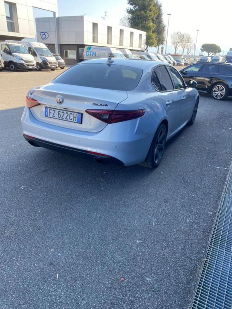 Alfa Romeo Giulia usata a Brescia (5)