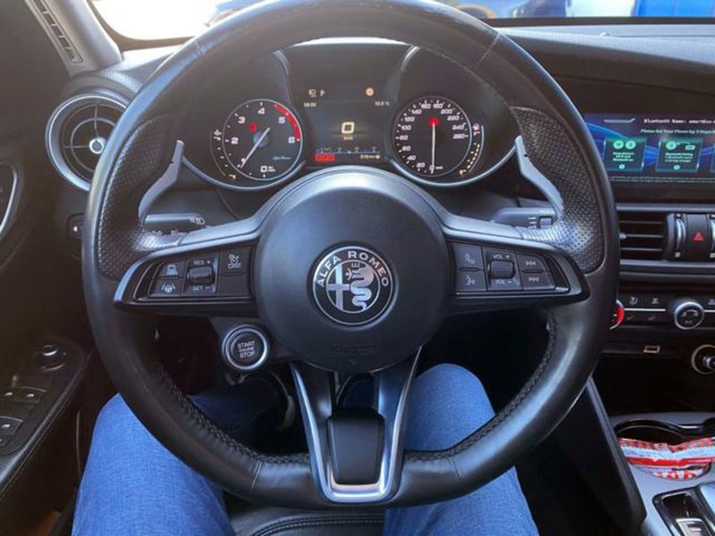 Alfa Romeo Giulia usata a Brescia (9)