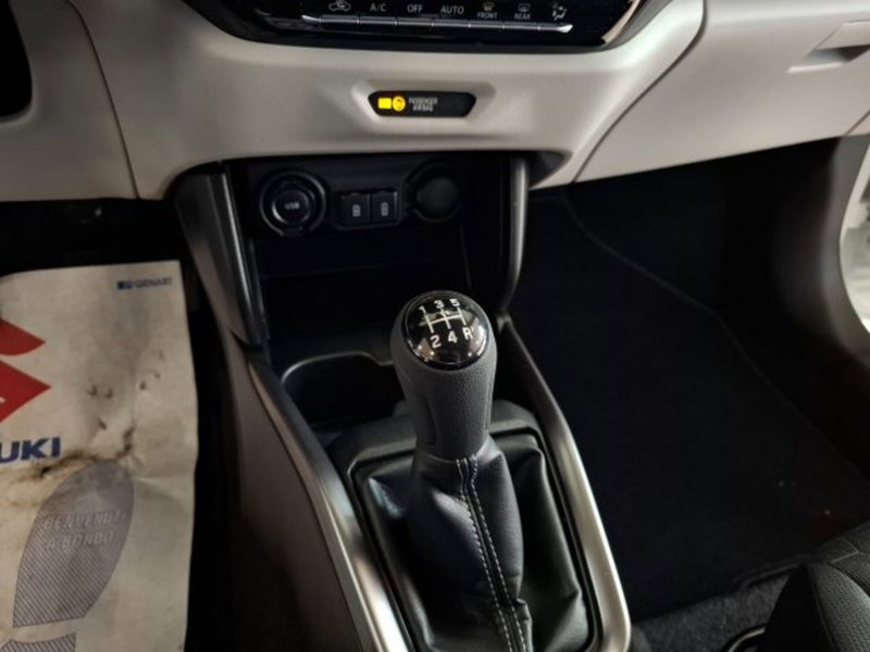 Suzuki Swift nuova a Reggio Emilia (12)