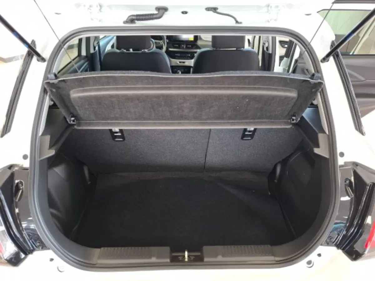 Suzuki Swift nuova a Reggio Emilia (15)