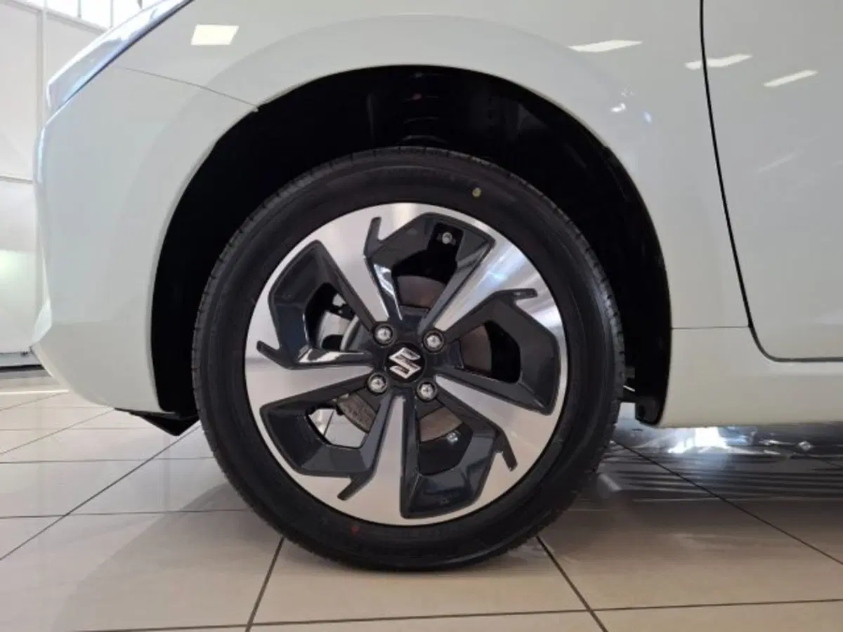 Suzuki Swift nuova a Reggio Emilia (19)