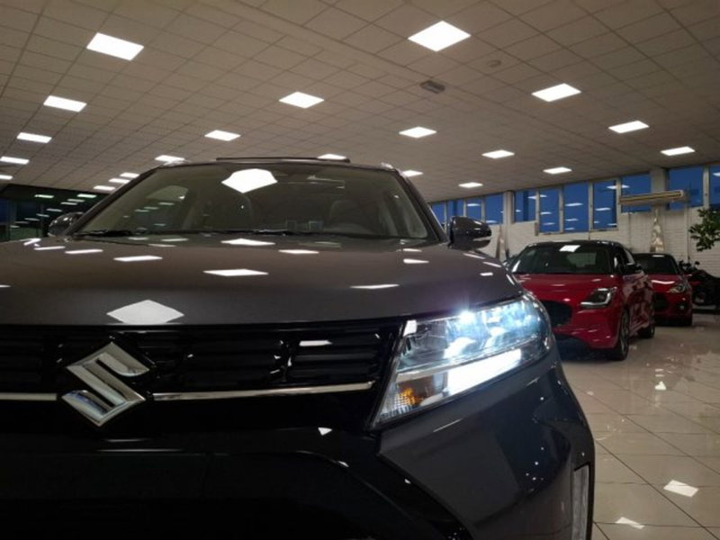 Suzuki Vitara nuova a Reggio Emilia (20)