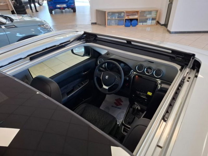 Suzuki Vitara nuova a Reggio Emilia (15)