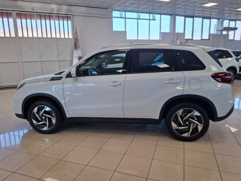Suzuki Vitara nuova a Reggio Emilia (2)