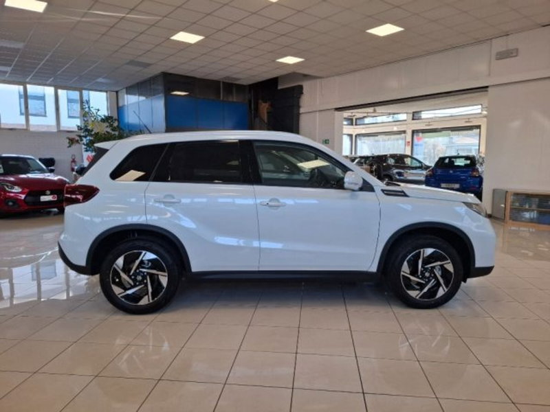 Suzuki Vitara nuova a Reggio Emilia (6)