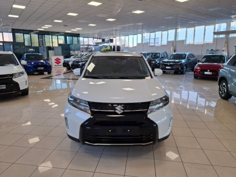 Suzuki Vitara nuova a Reggio Emilia (8)