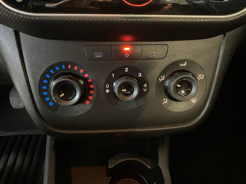 Fiat Punto usata a Torino (10)