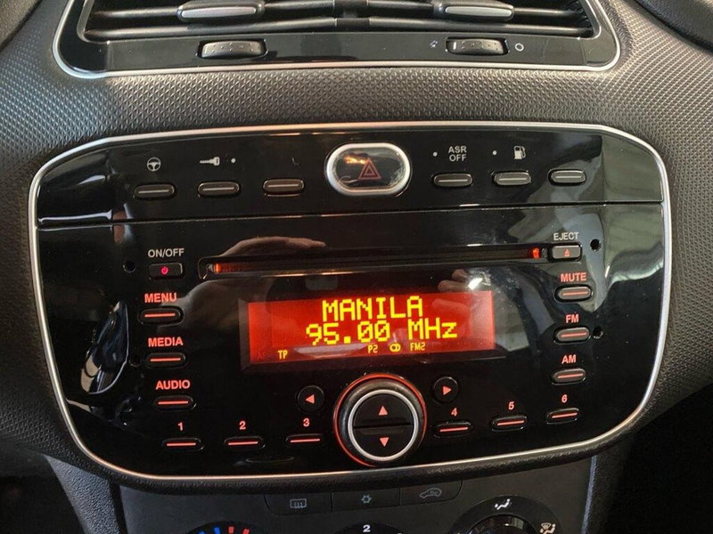 Fiat Punto usata a Torino (9)