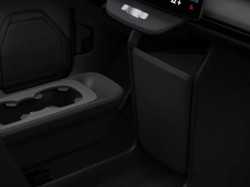 Volvo EX60 nuova a Modena (13)