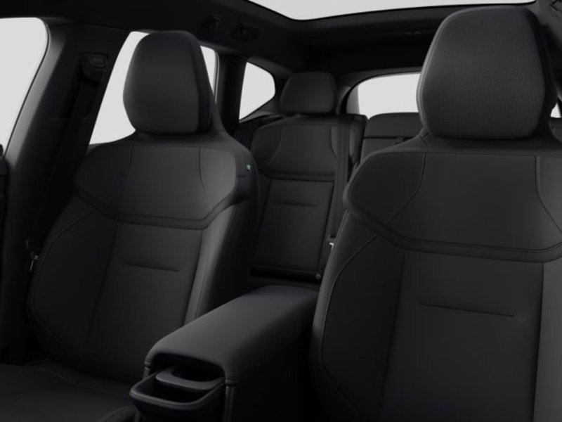 Volvo EX60 nuova a Modena (10)