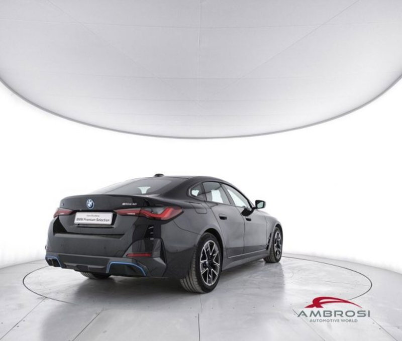 BMW i4 usata a Perugia (3)