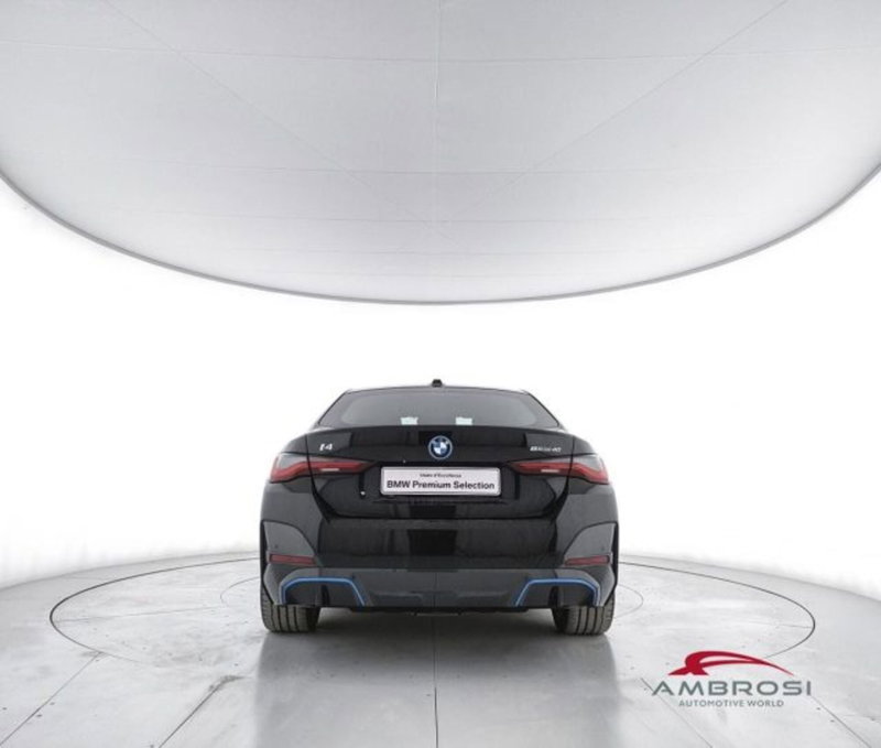 BMW i4 usata a Perugia (6)