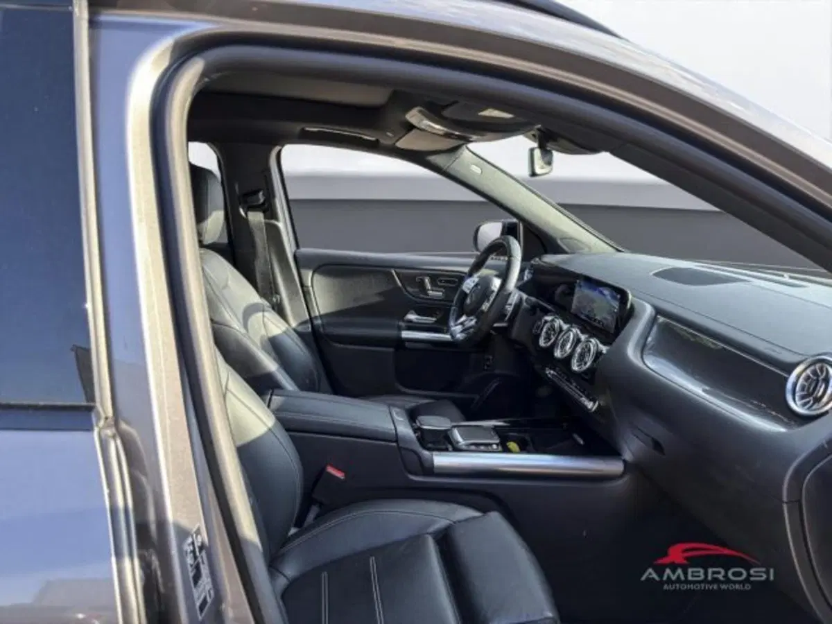 Mercedes-Benz GLA SUV usata a Perugia (10)