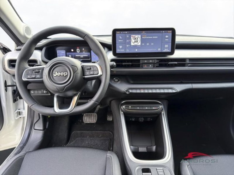 Jeep Avenger nuova a Perugia (15)