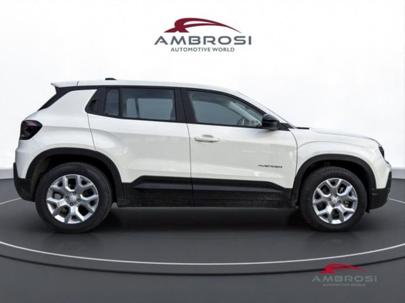 Jeep Avenger nuova a Perugia (5)