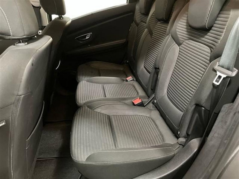 Renault Scenic E-Tech Electric usata a Como (12)