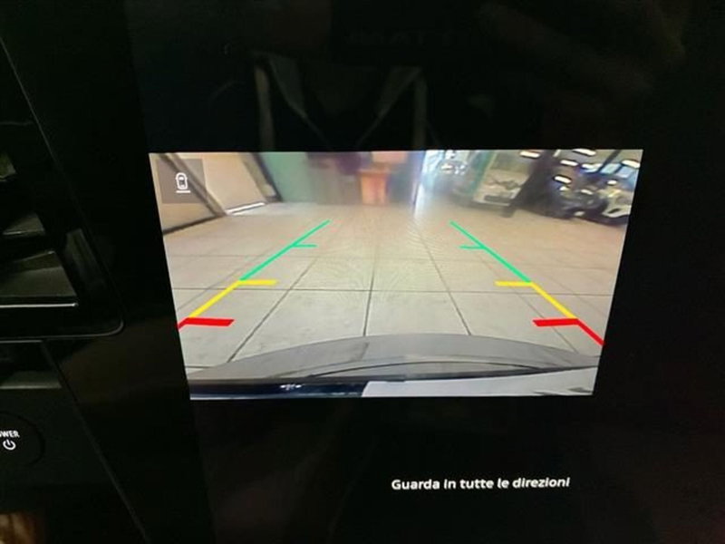 Renault Megane E-Tech Electric usata a Como (14)