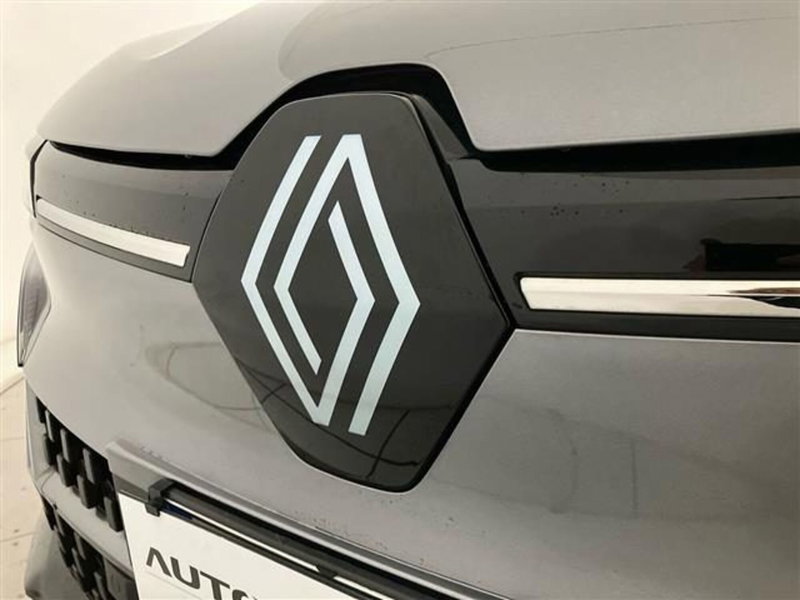 Renault Megane E-Tech Electric usata a Como (16)