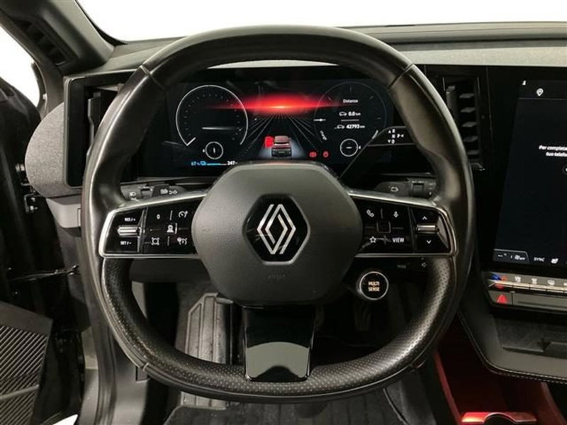 Renault Megane E-Tech Electric usata a Como (19)