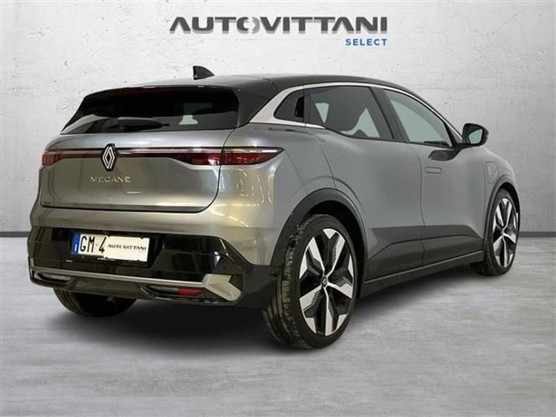 Renault Megane E-Tech Electric usata a Como (3)