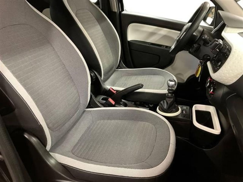 Renault Twingo usata a Como (11)