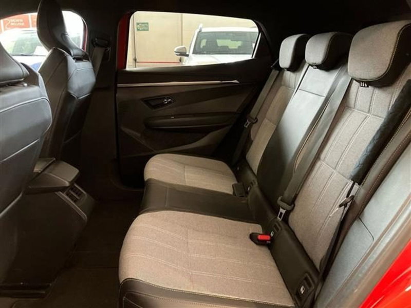 Renault Megane E-Tech Electric usata a Como (12)