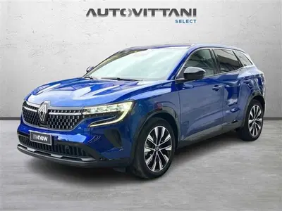 Renault Austral 1.2 full hybrid Techno 200cv auto del 2023 usata a Como