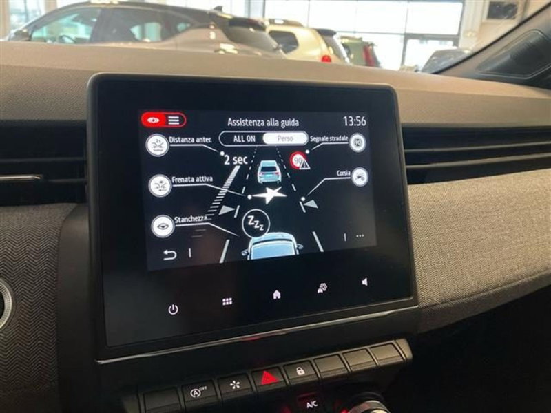 Renault Clio usata a Como (15)