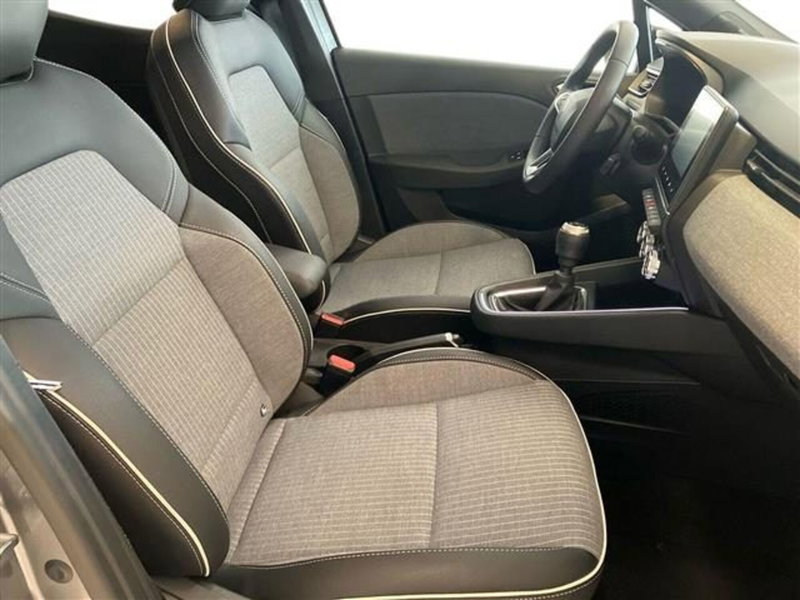 Renault Clio usata a Como (11)