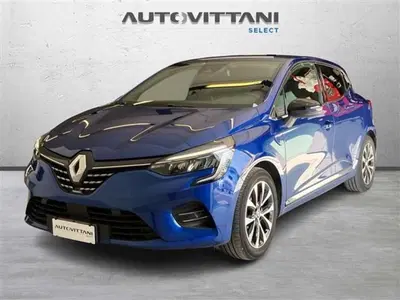 Renault Clio 1.6 full hybrid Techno 145cv del 2023 usata a Como