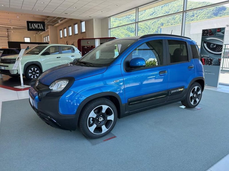 Fiat Panda Cross nuova a Sondrio (2)