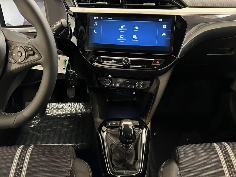 Opel Corsa nuova a Sondrio (14)