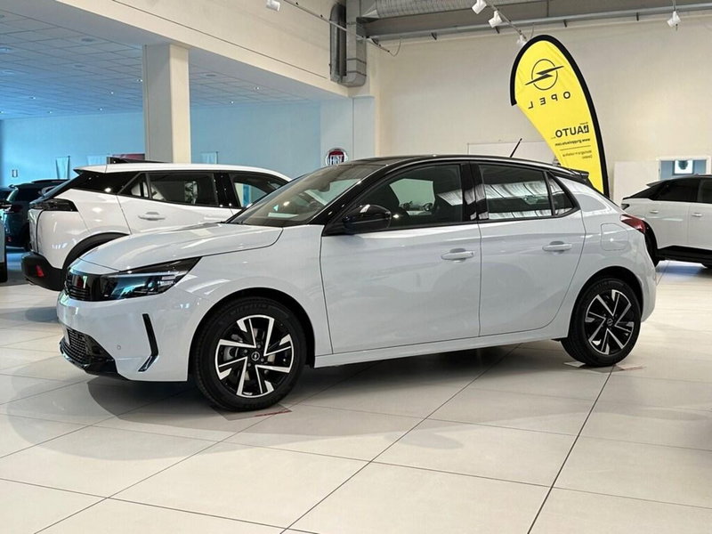 Opel Corsa nuova a Sondrio (2)