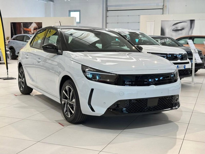 Opel Corsa nuova a Sondrio (7)