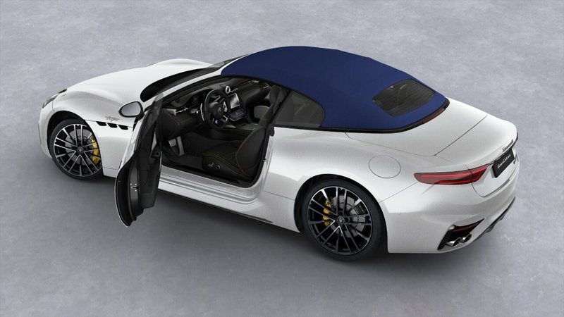 Maserati Grancabrio usata a Perugia (14)