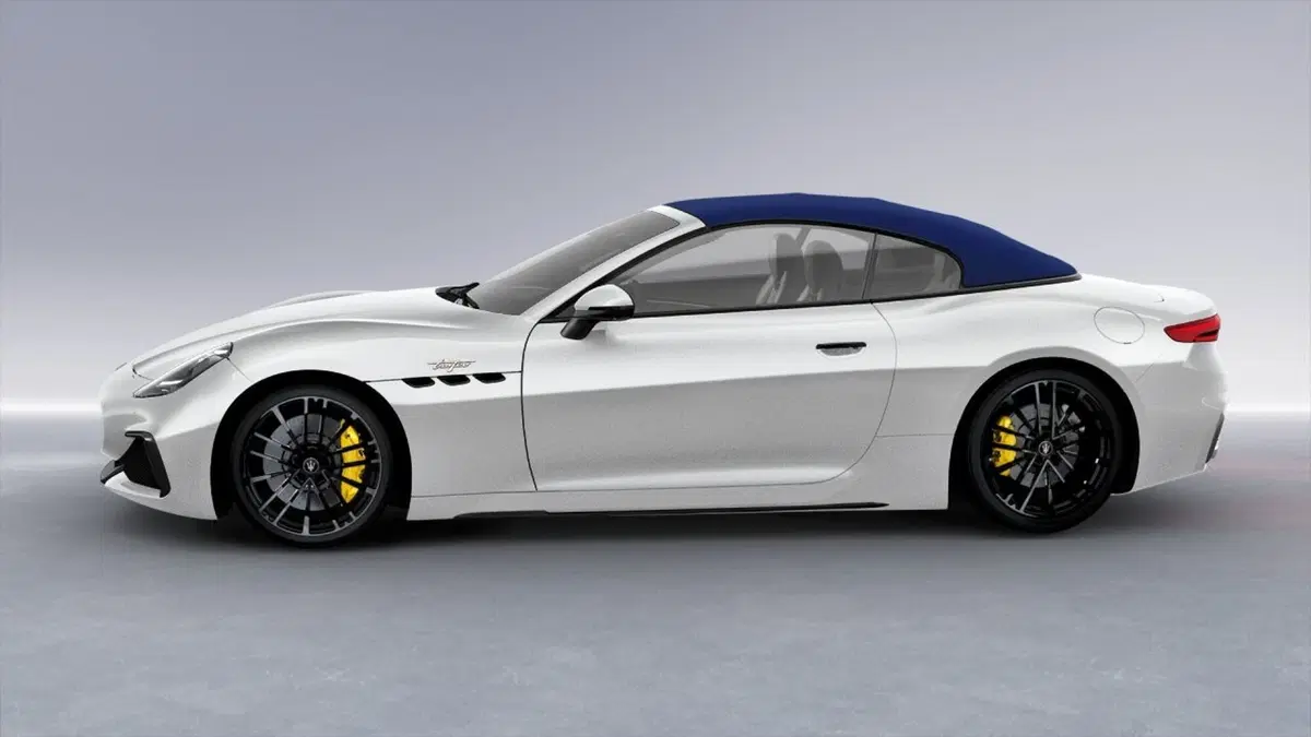 Maserati Grancabrio usata a Perugia (6)