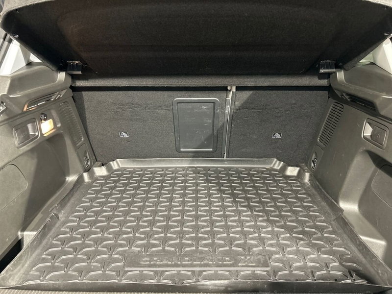 Opel Grandland usata a Lecco (12)