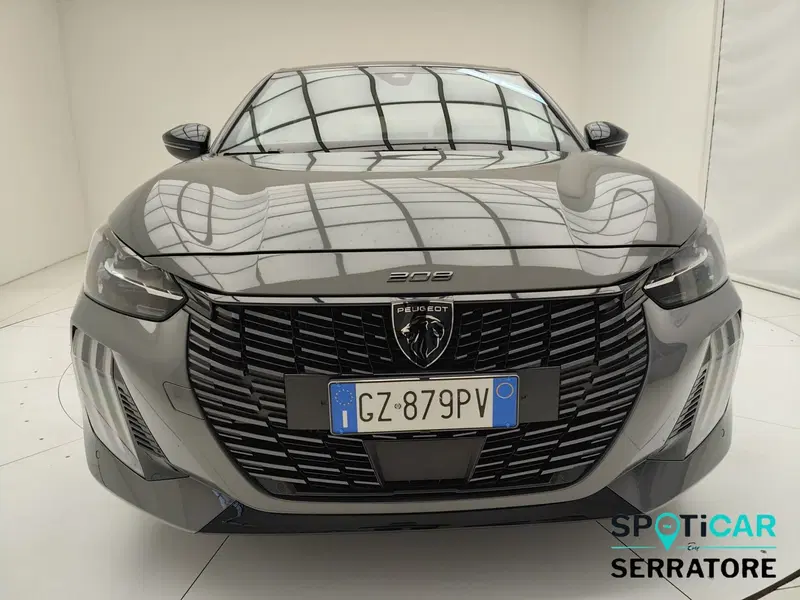 Peugeot 208 usata a Como (2)