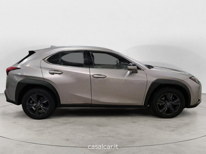 Lexus UX usata a Salerno (5)