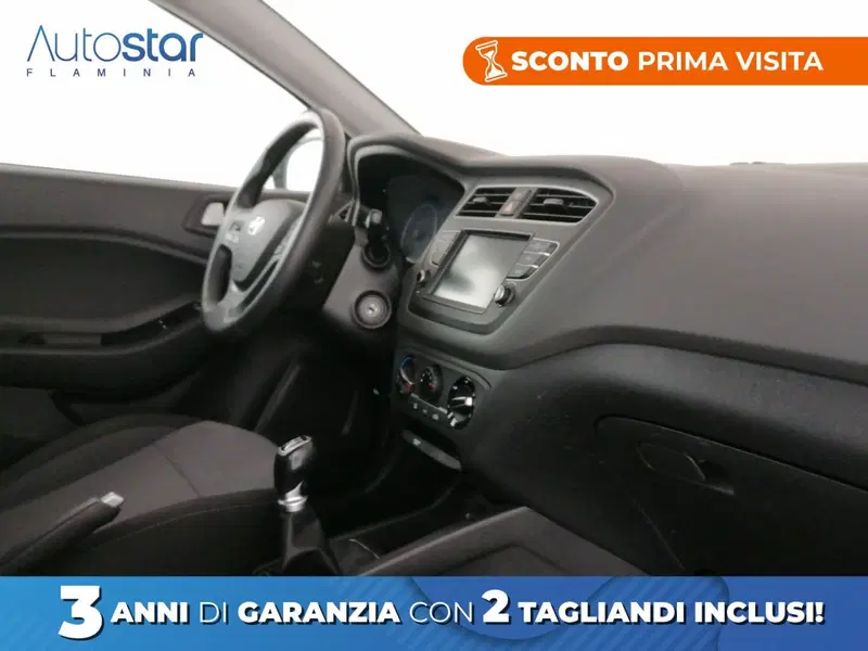 Hyundai i20 usata a Roma (6)