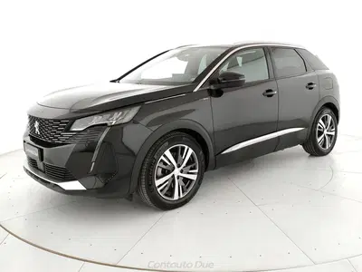 Peugeot 3008 Hybrid 225 e-EAT8 Allure Pack del 2021 usata a San Marco Evangelista